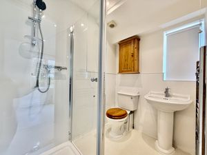 Photo 13- click for photo gallery